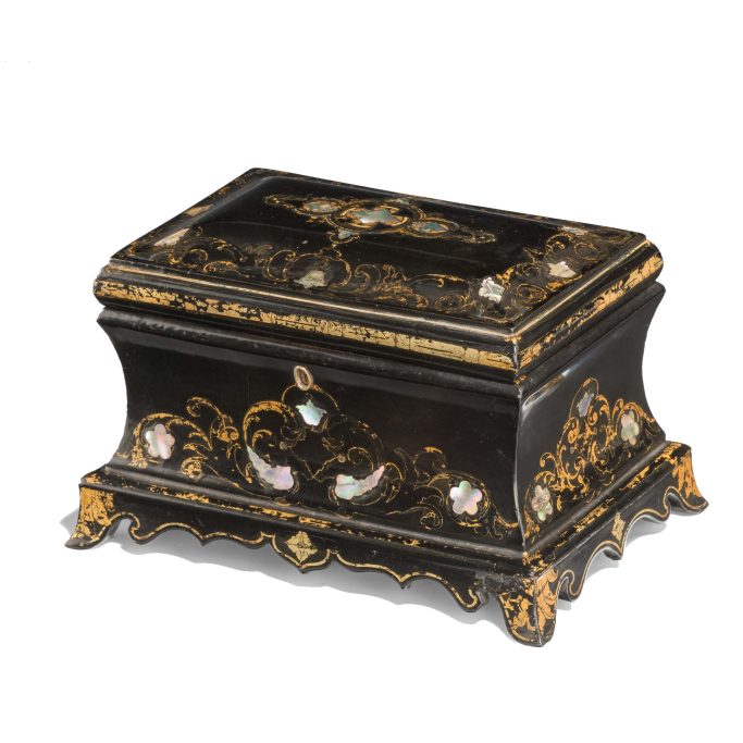 Look for an antique Jennens & Bettridge tea caddy for sale in the UK.